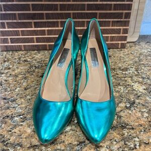 Emerald INC Heels 7.5